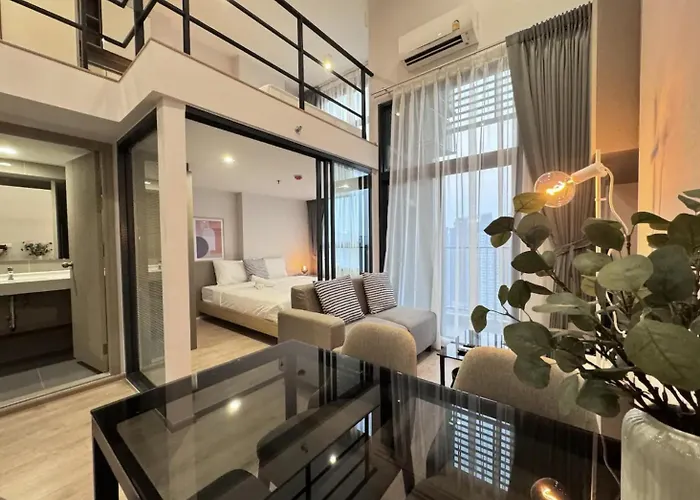 Apartment Lights Retreat *