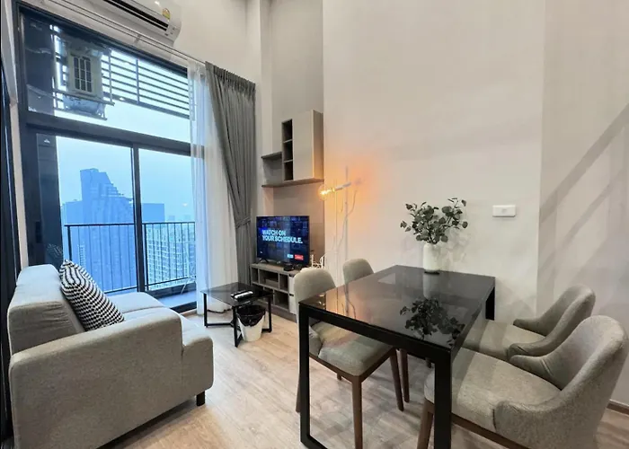 Apartment Lights Retreat *